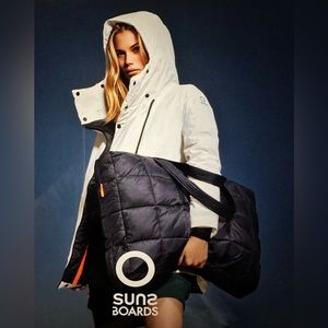 Suns board limited edition Gabriel’e and Penelope Muccino women’s coat